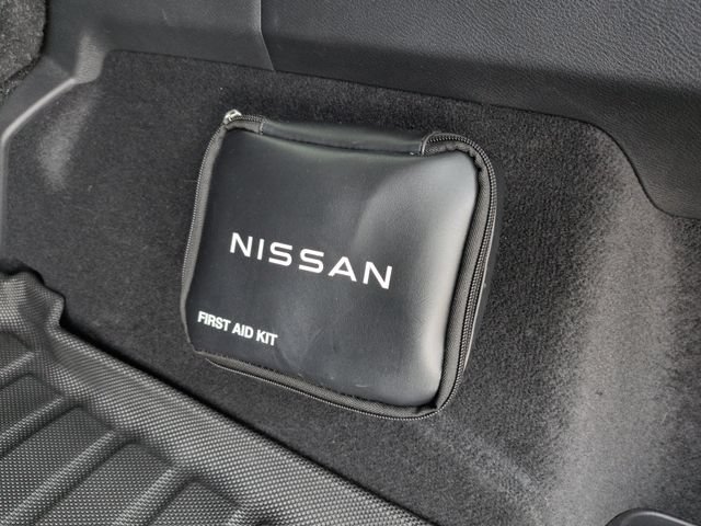 Used 2023 Nissan Rogue S AWD/4WD image 20