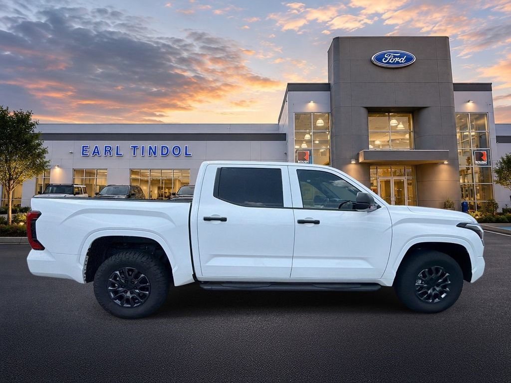 Used 2026 Toyota Tundra SR AWD/4WD image 9