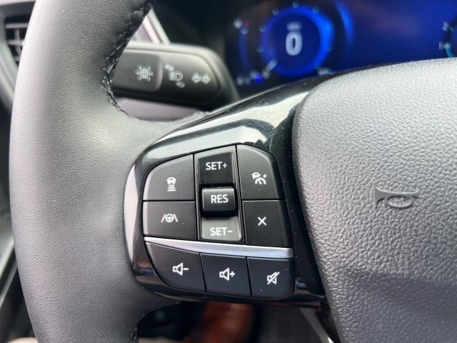 Certified 2022 Ford Escape SEL w/ Technology Package AWD/4WD image 21