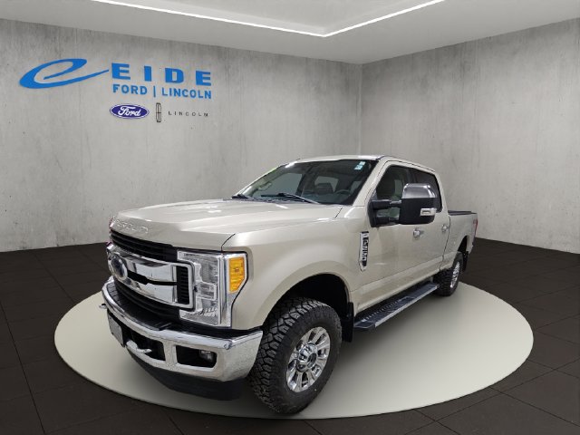 Certified 2017 Ford F250 XLT w/ XLT Premium Package AWD/4WD image 5