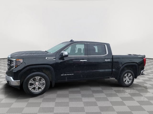Used 2025 GMC Sierra 1500 SLT AWD/4WD image 2