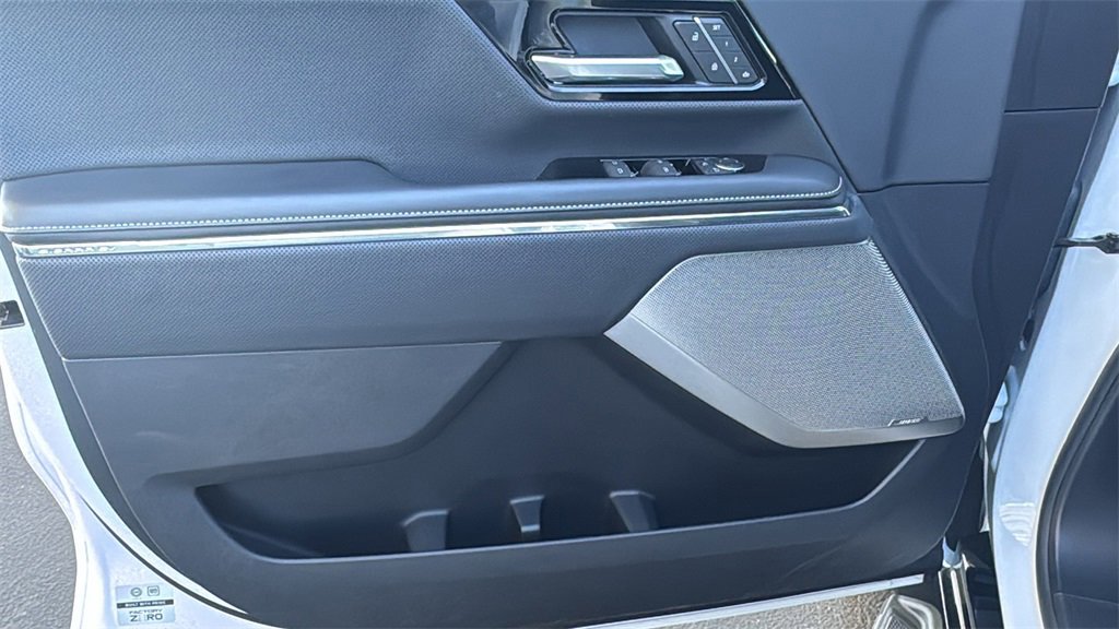 Used 2025 GMC Sierra EV Denali image 19