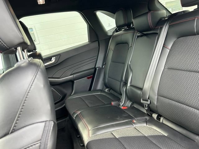 Certified 2026 Ford Escape ST-Line w/ Cold Weather Package AWD/4WD image 9