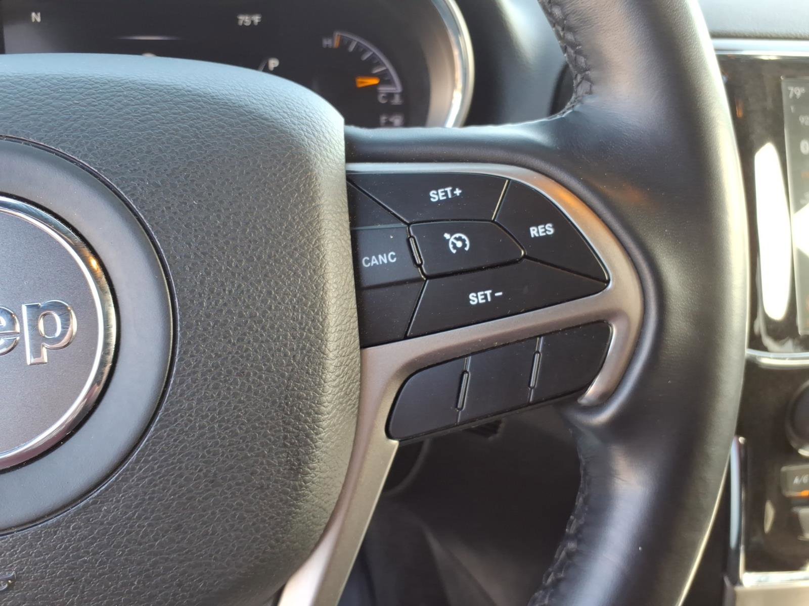 Used 2022 Jeep Grand Cherokee Laredo E RWD image 18