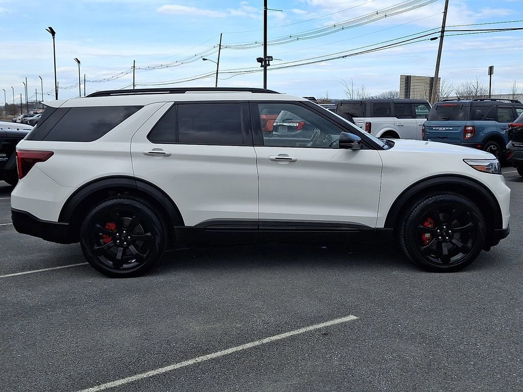Certified 2023 Ford Explorer ST w/ Equipment Group 401A image 5