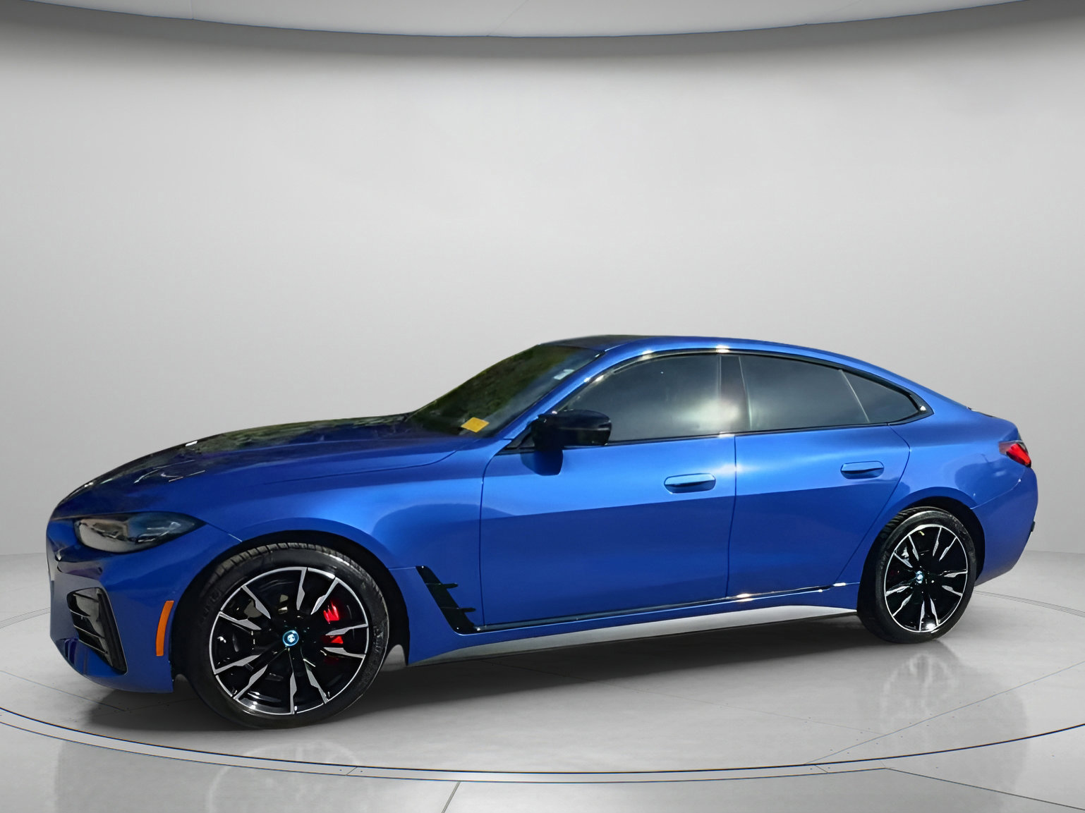 Used 2023 BMW i4 M50 image 7