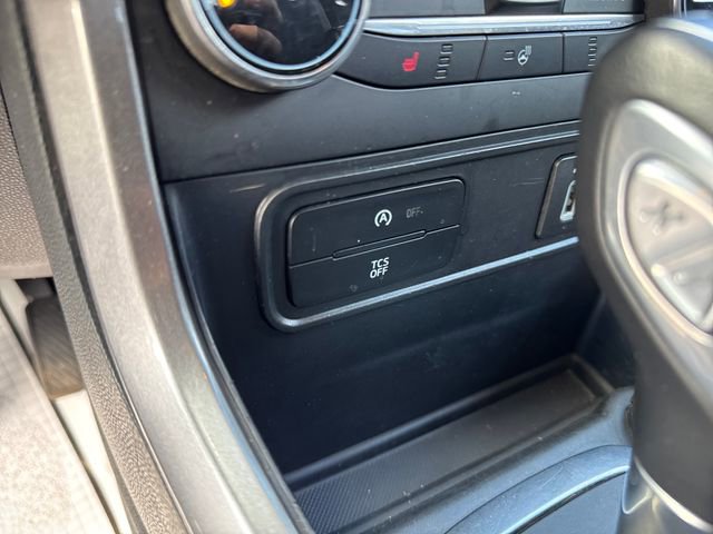 Certified 2019 Ford EcoSport SES AWD/4WD image 33