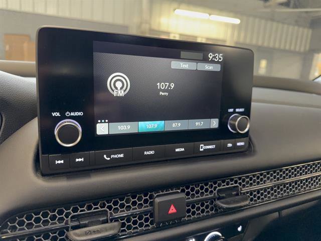 Used 2023 Honda HR-V Sport image 9