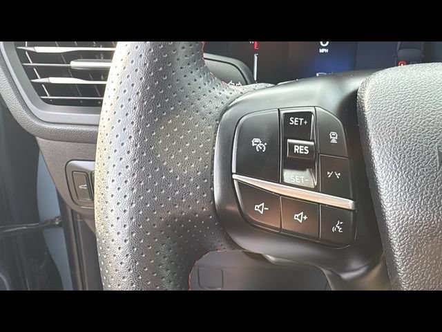 Certified 2024 Ford Escape ST-Line w/ Tech Pack #1 AWD/4WD image 17