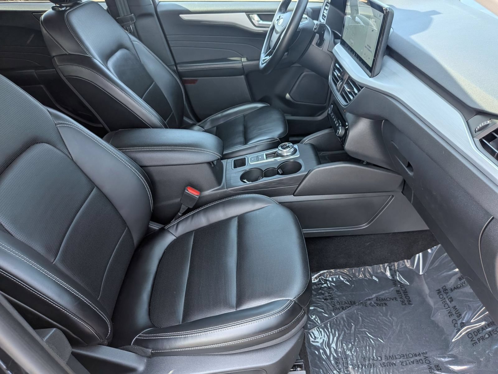 Certified 2024 Ford Escape Platinum AWD/4WD image 31