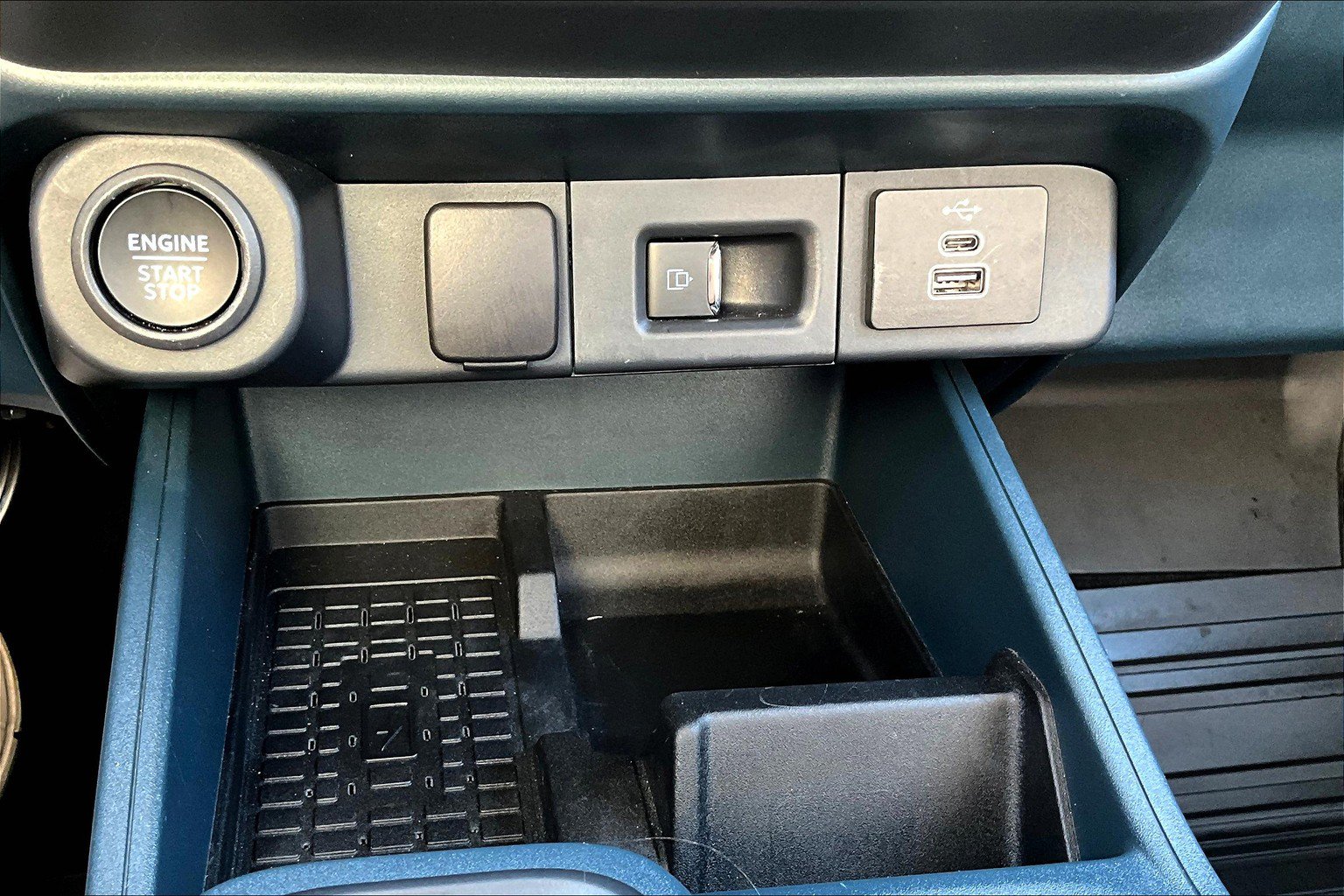 Certified 2025 Ford Maverick Tremor AWD/4WD image 33