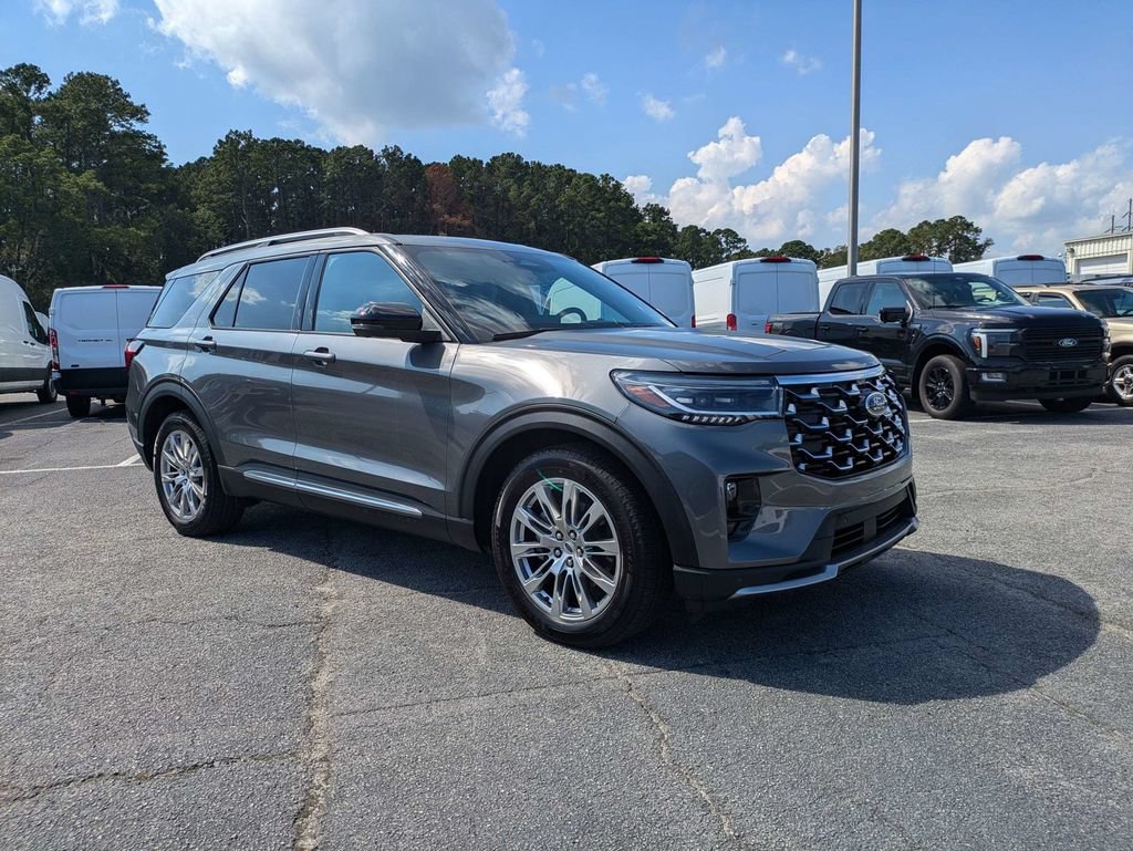 Certified 2026 Ford Explorer Platinum RWD image 1