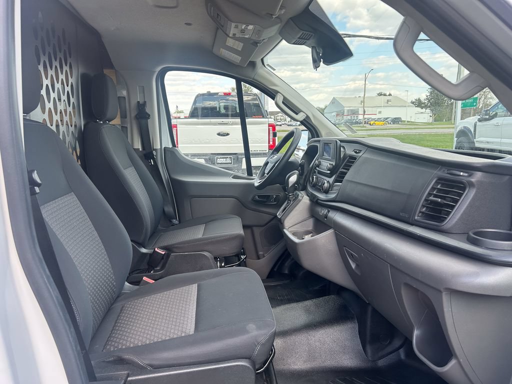 Certified 2025 Ford Transit 250 Low Roof w/ Exterior Upgrade Package RWD image 20
