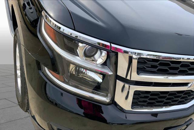 Used 2018 Chevrolet Suburban LT RWD image 27