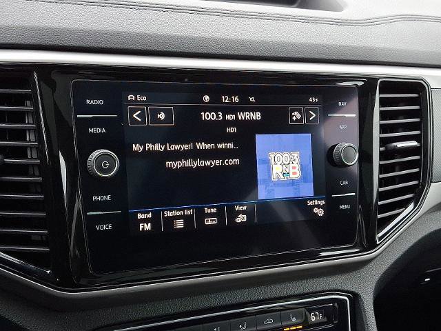 Used 2020 Volkswagen Atlas Cross Sport SEL image 18