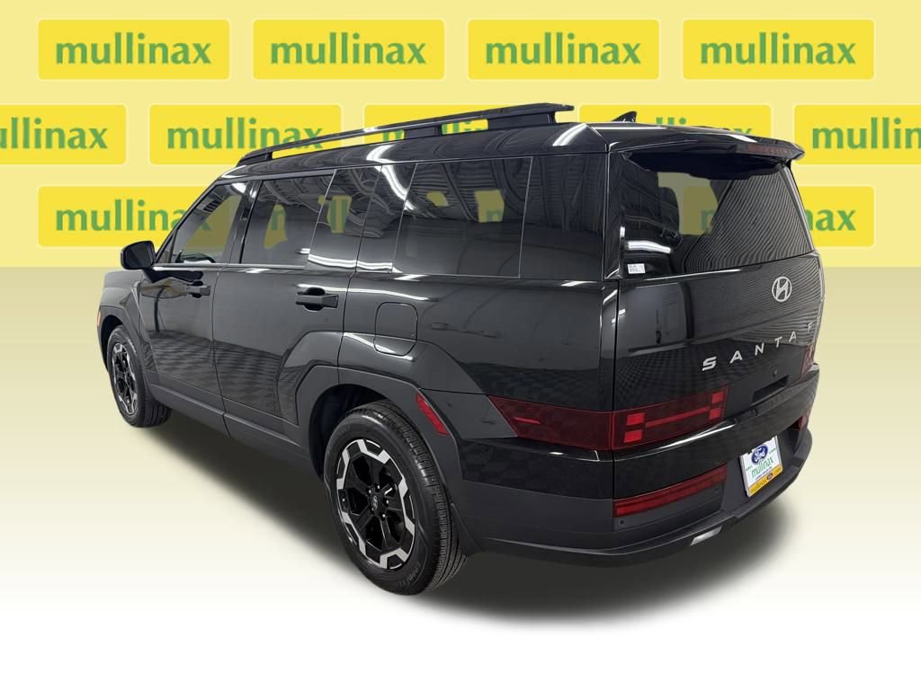 Used 2025 Hyundai Santa Fe SEL image 5