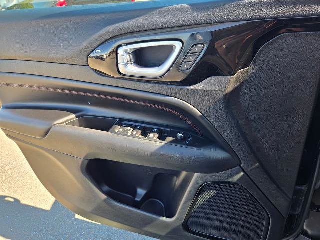 Used 2022 Jeep Compass Trailhawk w/ Trailhawk Elite Group image 26