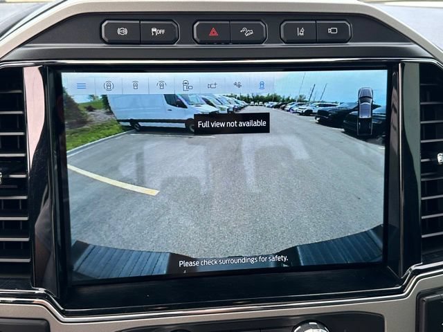 Certified 2022 Ford F350 Lariat w/ Black Appearance Package AWD/4WD image 31