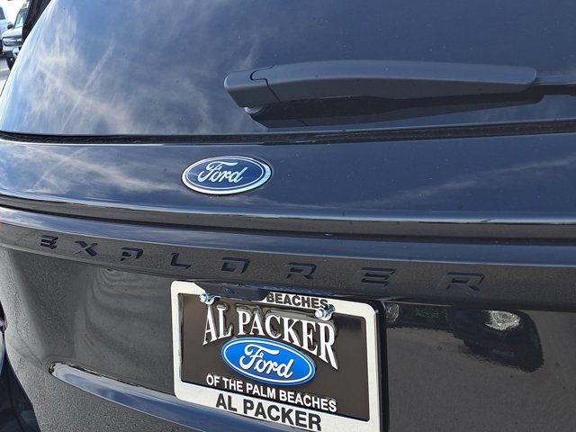 Certified 2025 Ford Explorer ST-Line image 8