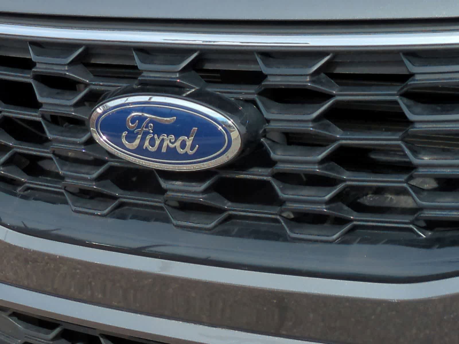 Certified 2023 Ford Escape ST-Line AWD/4WD image 12