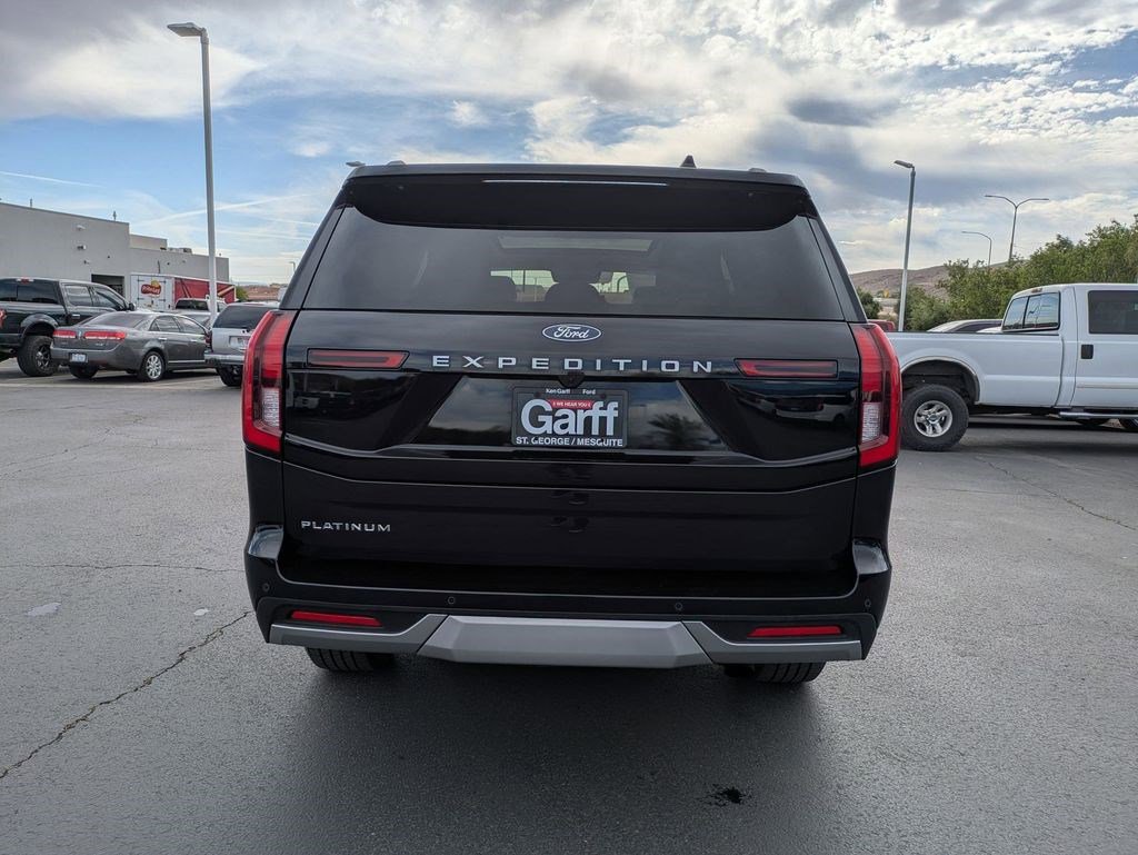 Certified 2025 Ford Expedition Platinum AWD/4WD image 6