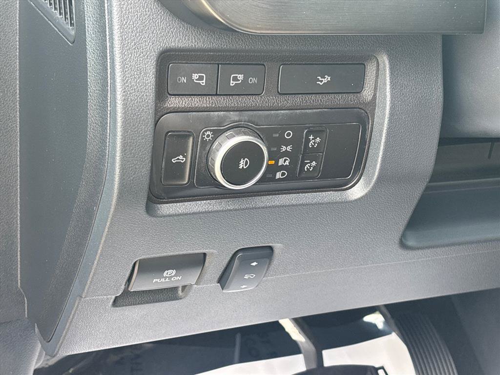 Certified 2024 Ford F250 Lariat w/ Lariat Ultimate Package AWD/4WD image 28
