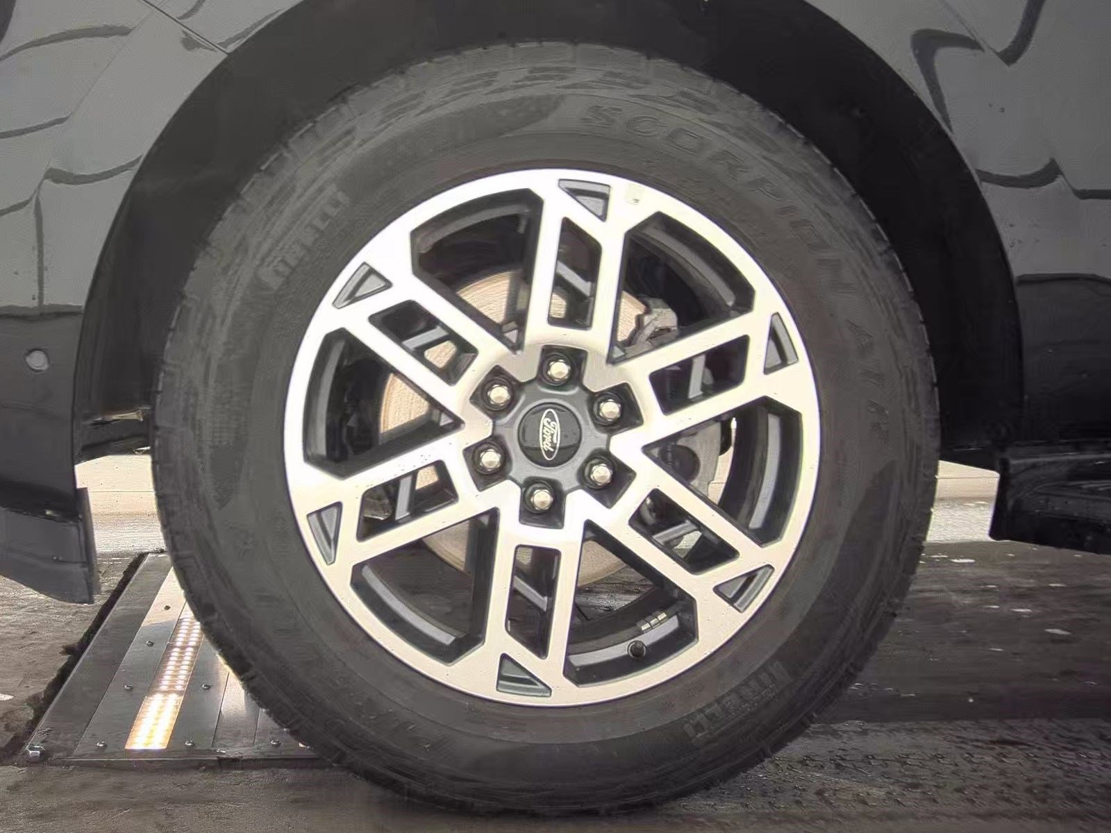 Certified 2025 Ford Expedition Max Active AWD/4WD image 17