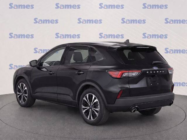 Certified 2022 Ford Escape SE w/ SE Sport Appearance Package FWD image 4