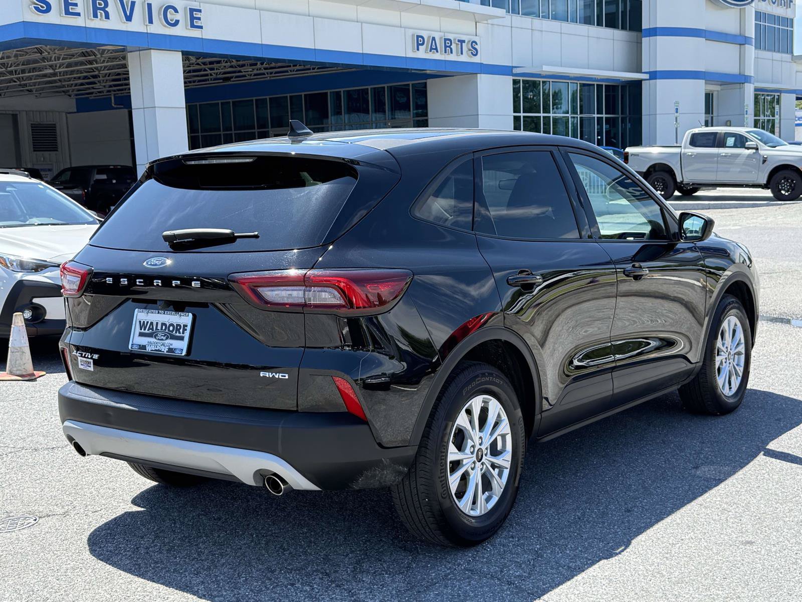 Certified 2025 Ford Escape Active AWD/4WD image 2