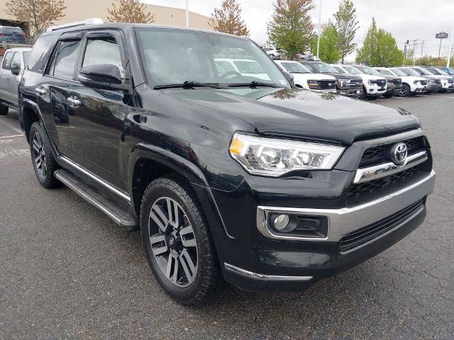 Used 2017 Toyota 4Runner Limited AWD/4WD image 2