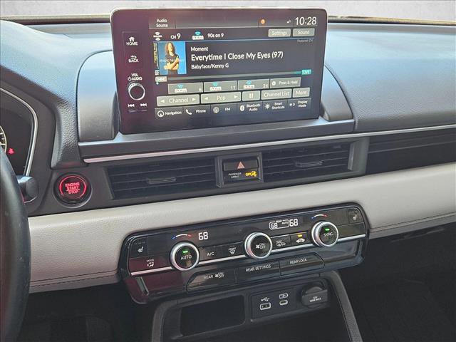 Used 2023 Honda Pilot Touring image 12