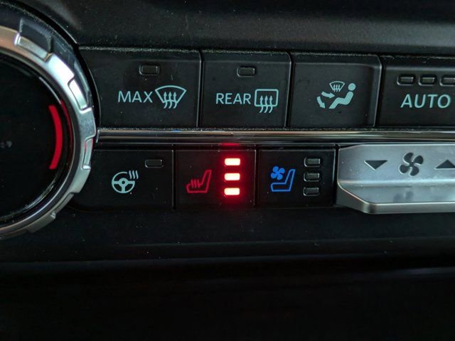 Certified 2023 Ford F250 Lariat w/ Sport Appearance Package image 32