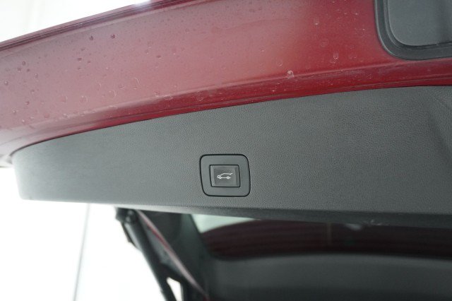 Used 2023 Buick Encore GX Select w/ Sport Touring Package FWD image 10