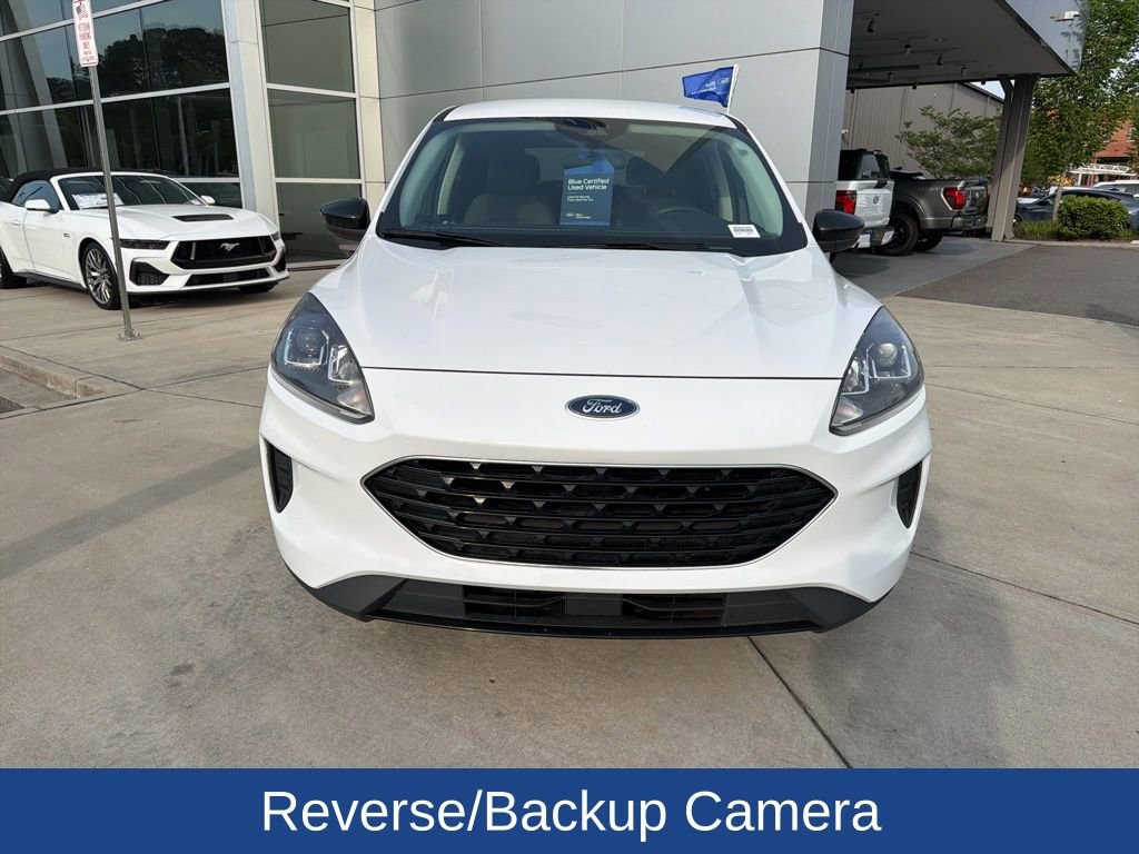 Certified 2021 Ford Escape SE w/ SE Sport Appearance Package FWD image 3