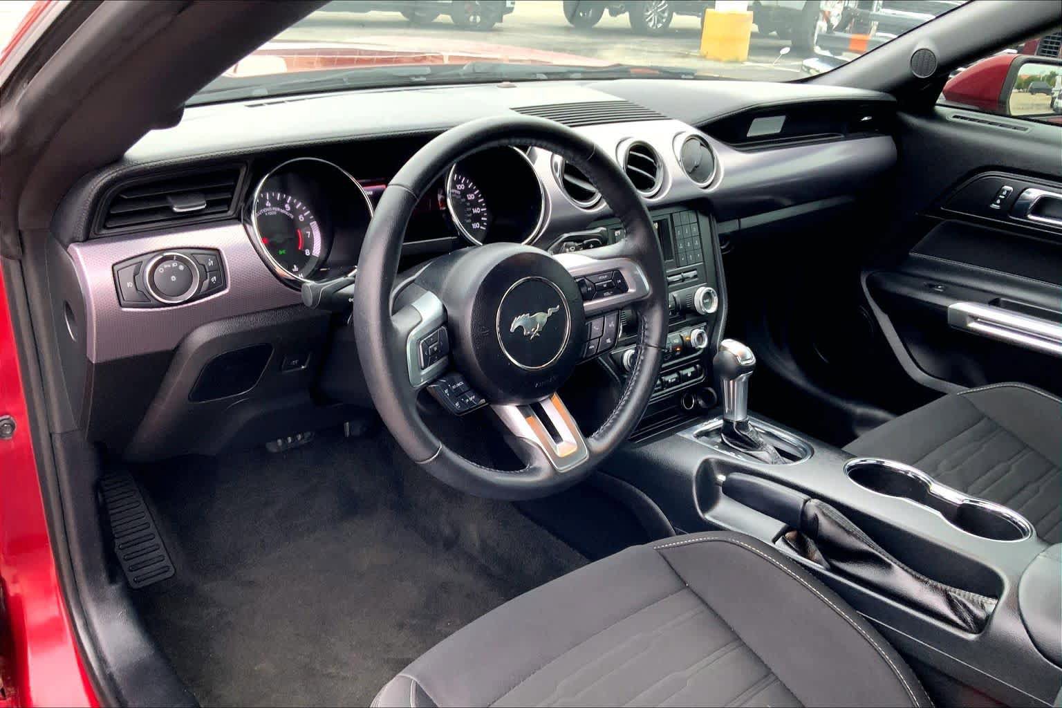 Certified 2017 Ford Mustang Coupe RWD image 13