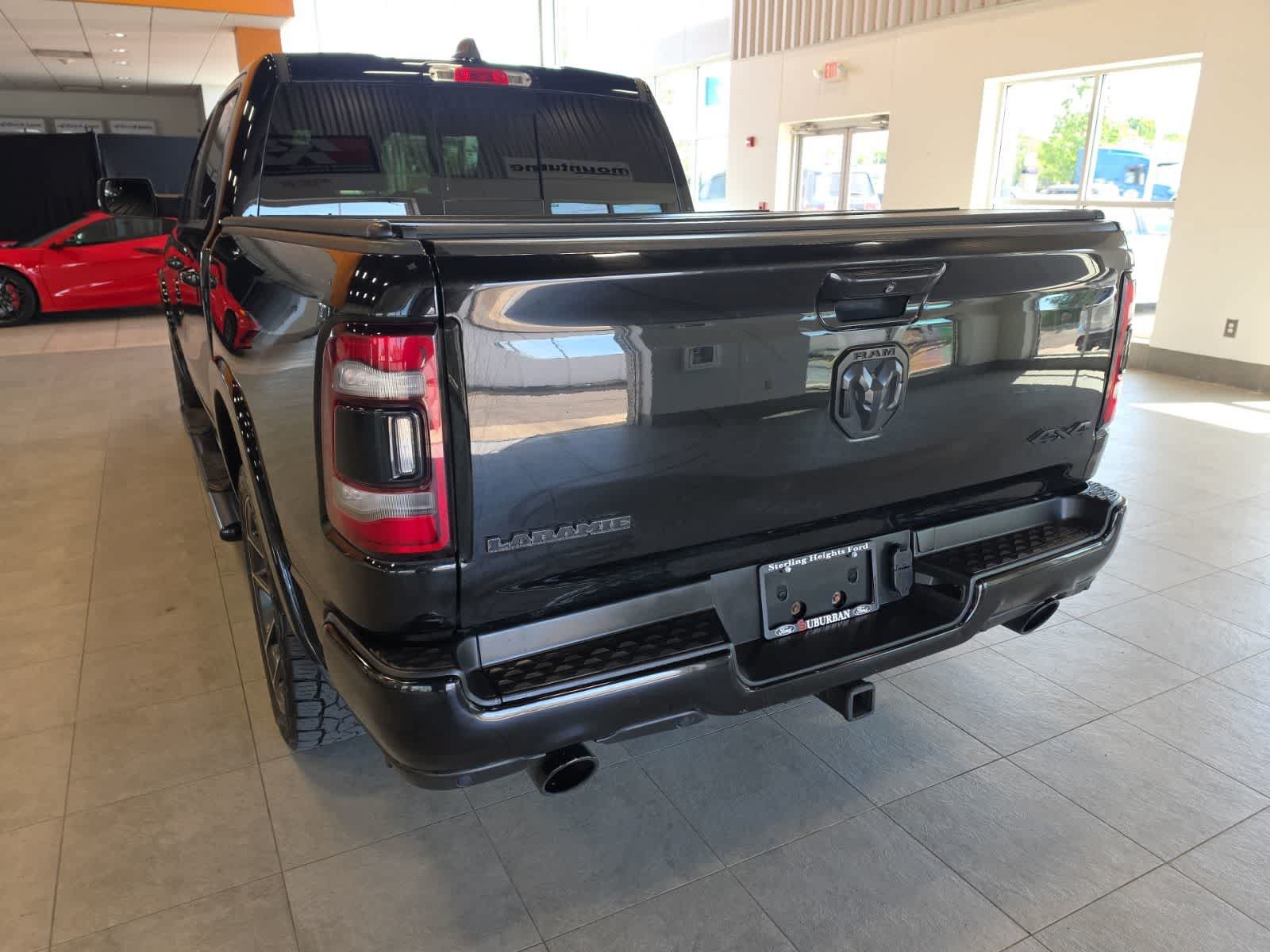 Used 2019 RAM 1500 Laramie AWD/4WD image 11