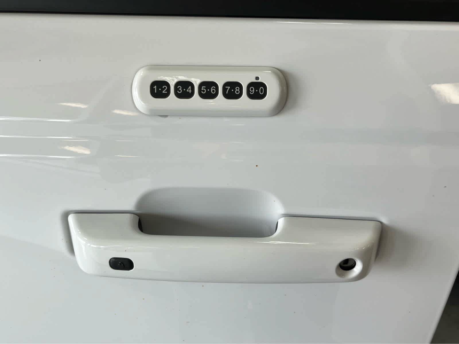 Certified 2023 Ford Bronco Outer Banks w/ Sasquatch Package AWD/4WD image 25