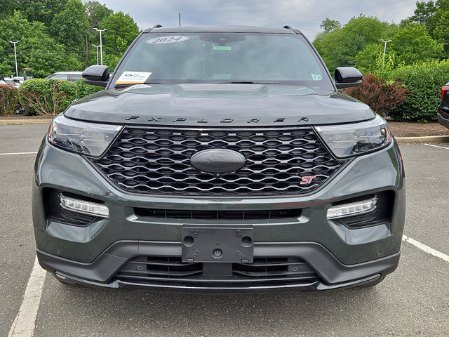 Certified 2024 Ford Explorer ST w/ Equipment Group 401A AWD/4WD image 3