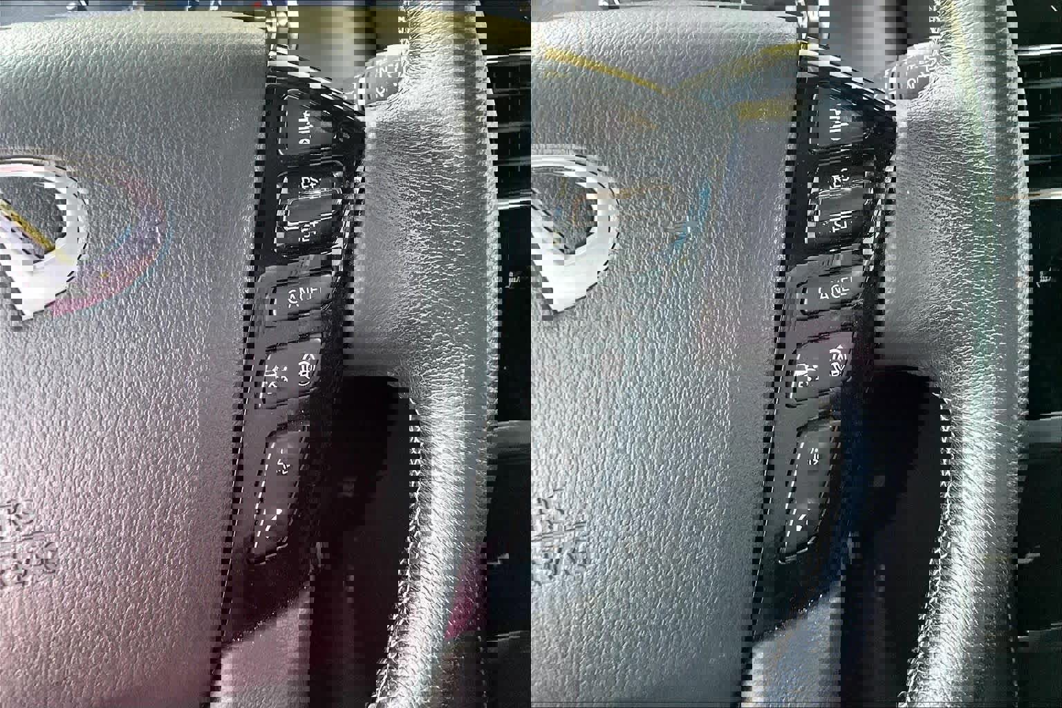 Used 2023 INFINITI QX80 Luxe w/ Cargo Package image 25