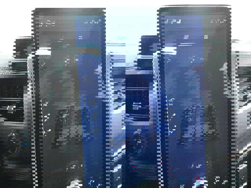 Certified 2023 Ford Expedition Max Platinum image 16