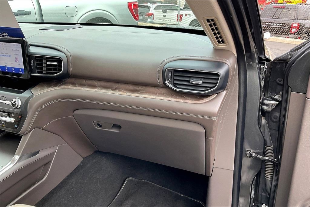 Certified 2020 Ford Explorer Platinum image 14