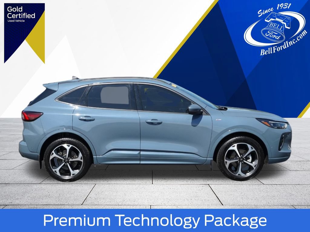 Certified 2023 Ford Escape ST-Line Elite w/ Premium Technology Package AWD/4WD image 2