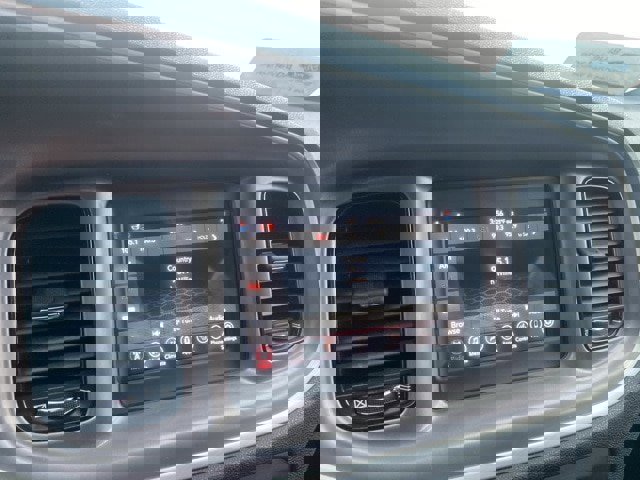 Used 2021 Dodge Charger SXT w/ Blacktop Package image 12