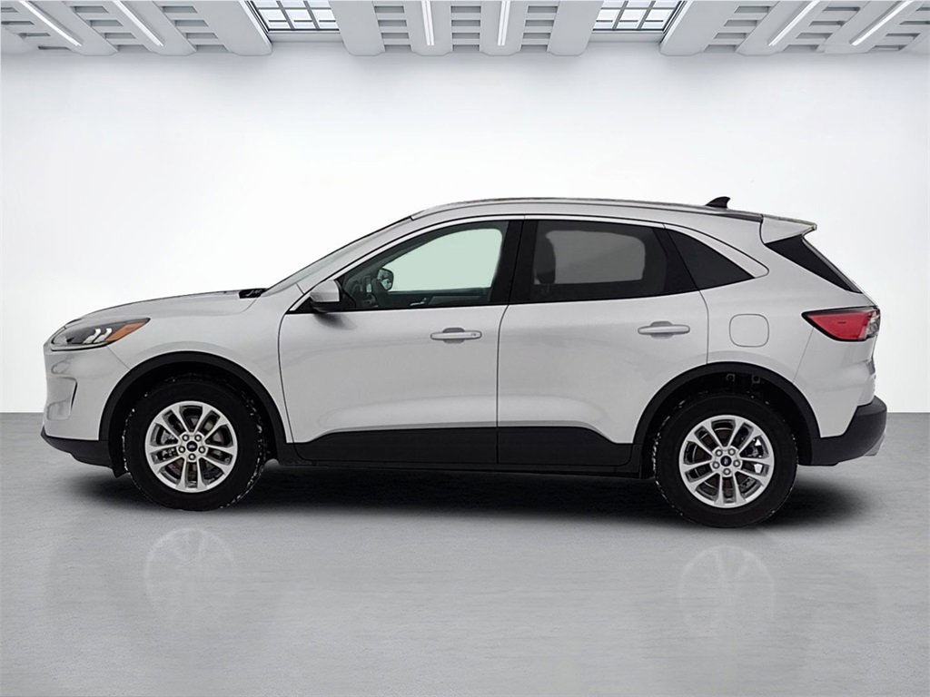 Certified 2020 Ford Escape SE image 6