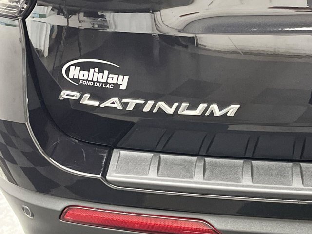 Certified 2025 Ford Explorer Platinum w/ Ultimate Package AWD/4WD image 37
