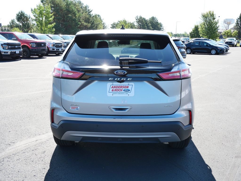 Certified 2024 Ford Edge SEL AWD/4WD image 7