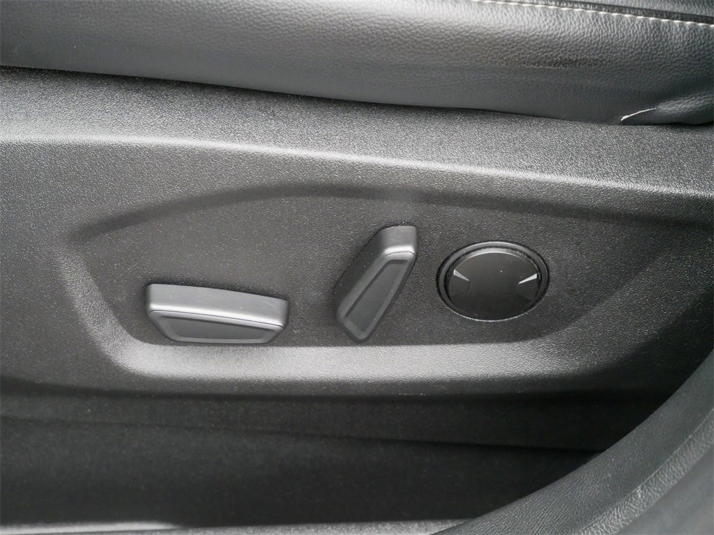 Certified 2023 Ford Edge SEL image 15