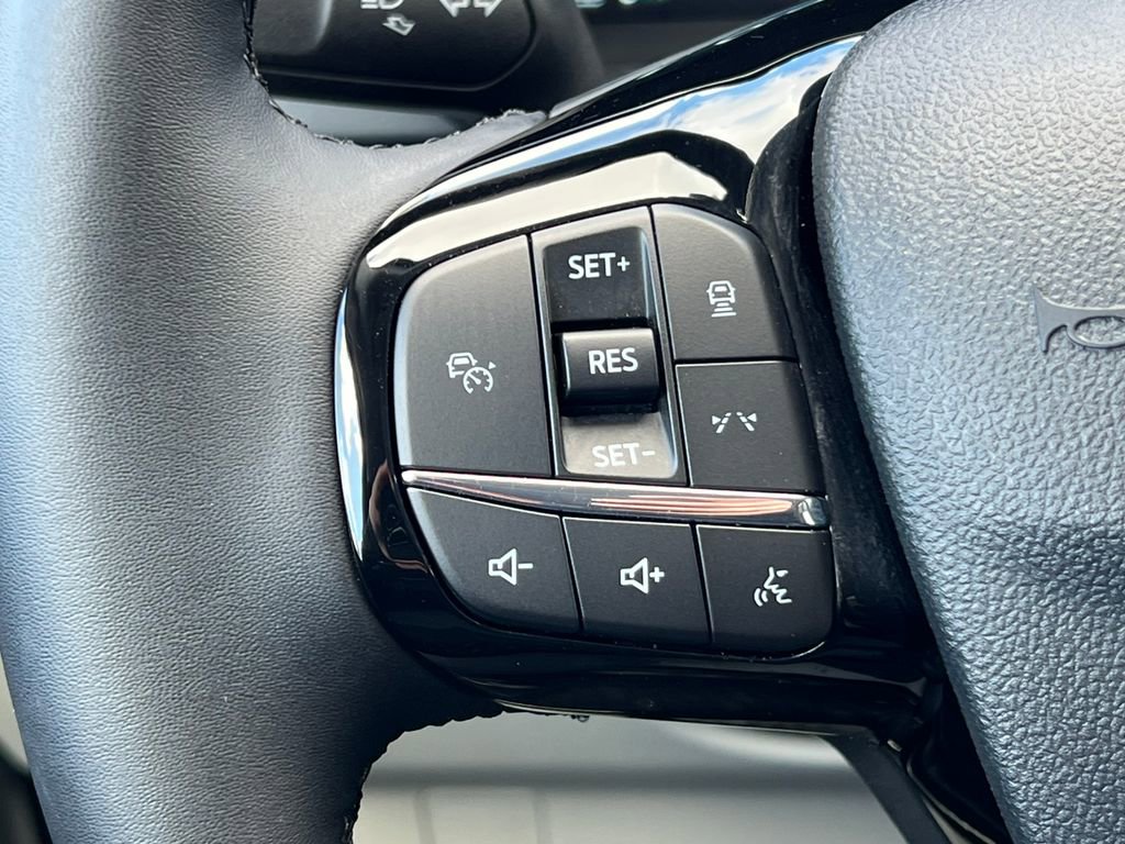 Certified 2026 Ford Escape Platinum w/ Premium Technology Package AWD/4WD image 23
