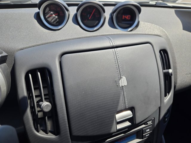 Used 2020 Nissan 370Z Coupe RWD image 21