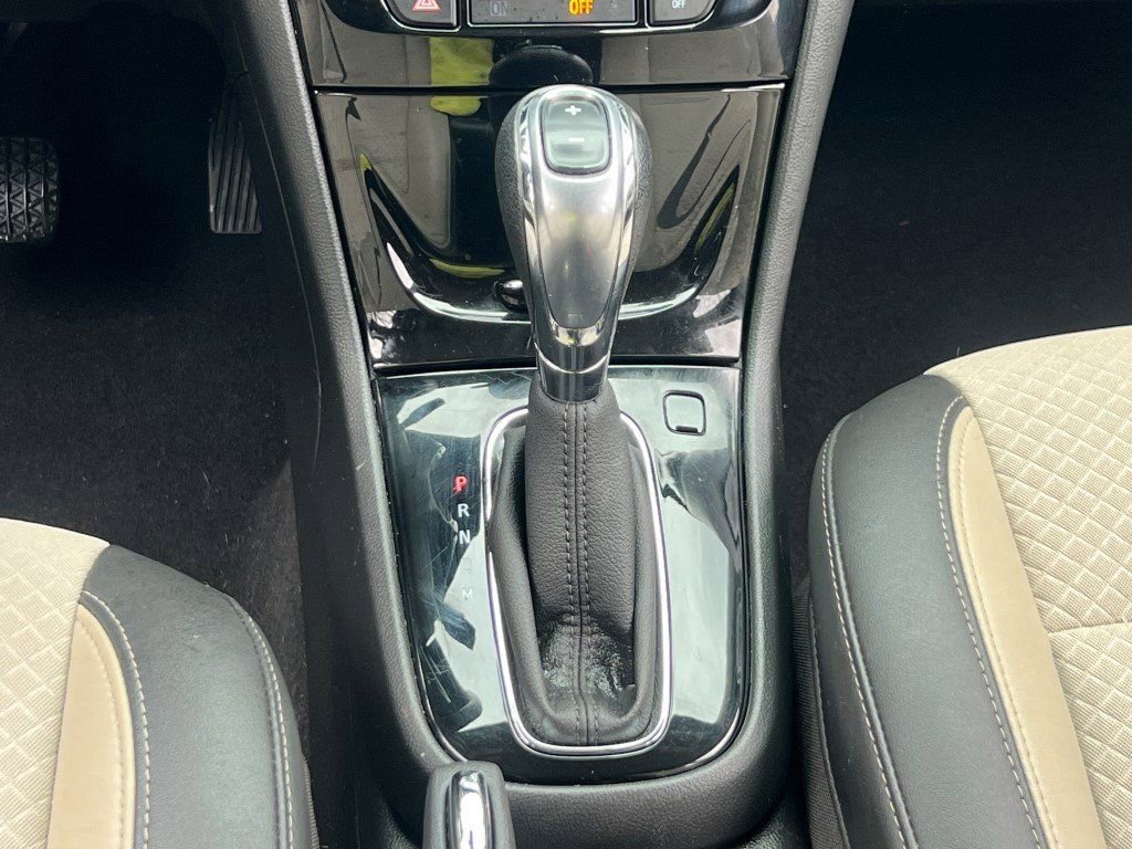 Used 2017 Buick Encore Preferred image 21